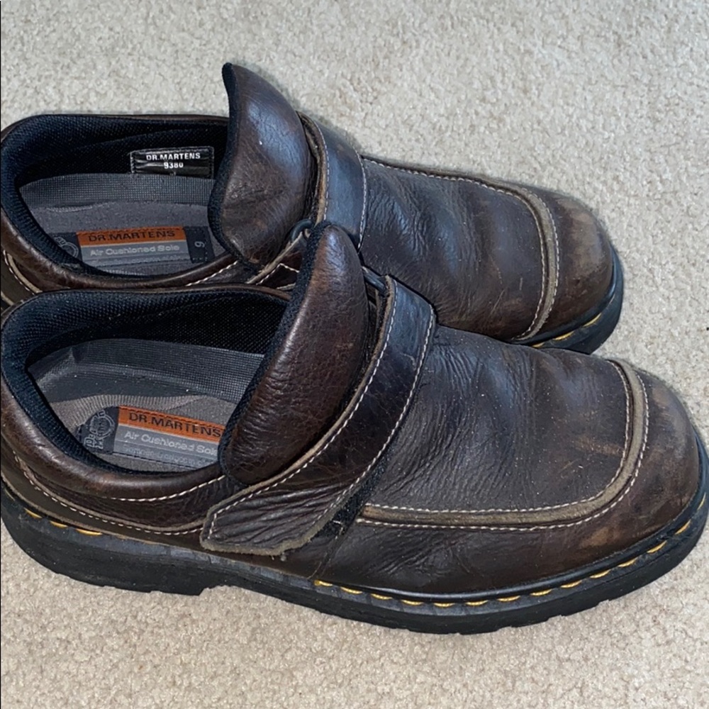 Unisex Dr Martens with Velcro strap